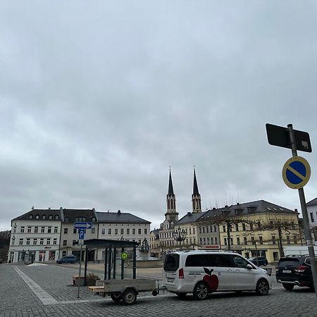 Ein Zimmer Wohnung Am Markt Oelsnitz  Exterior photo